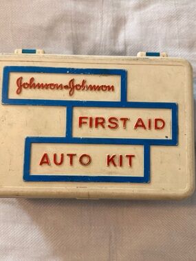 Johnson & Johnson First Aid Auto Kit - Cream with Blue & Red Accents